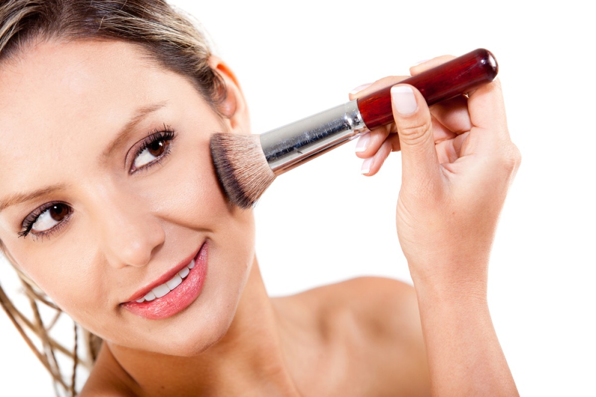 Tips To Make Your Foundation Last Longer