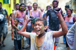 See What It Would Be Like If It Rains This Holi