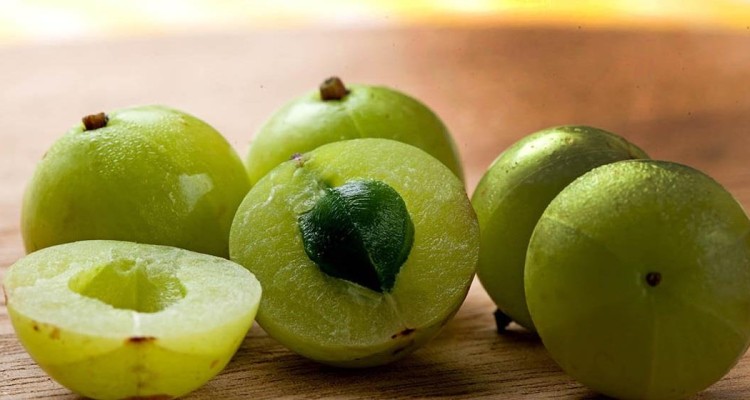 21 Amazing Benefits Of Indian Gooseberry (Amla)