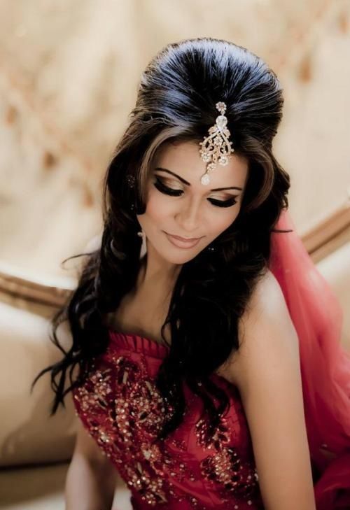 20 Gorgeous Indian Wedding Hairstyle Ideas 20 Gorgeous Indian Wedding Hairstyle Ideas