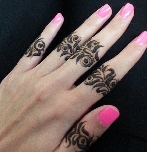 Elegant and unique finger mehndi designs4