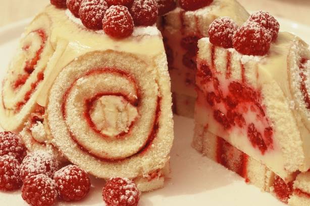 Jam roll charlotte