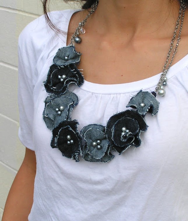 denim flower necklace