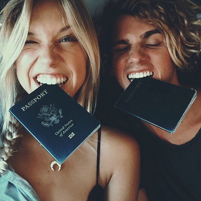 Jay-Alvarezz-and-his-girlfriend-Alexis-Ren4