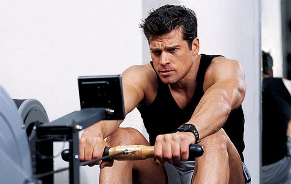 Rowing workout - exercises that burns fat faster than running