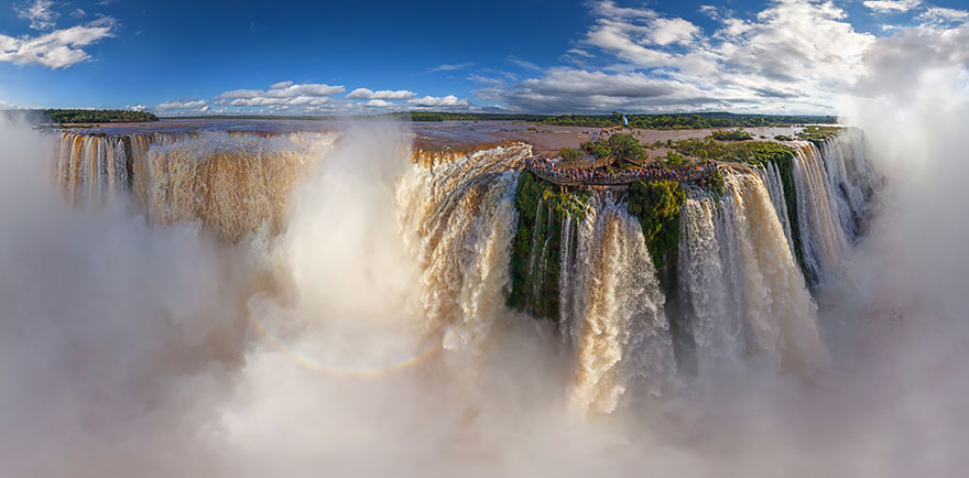 Iguasu Falls, Argentina and Brazil