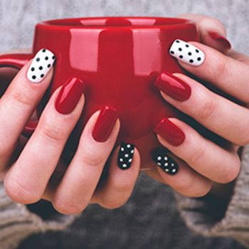 An easy and classy polka dots design