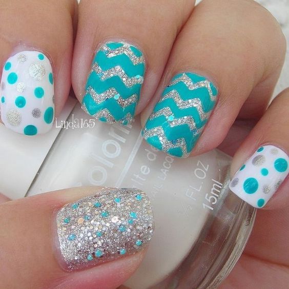 50 Different Polka dots Nail Art Ideas That Anyone Can DIY