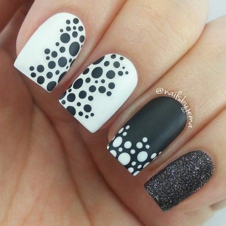 No confusion! Black and white polka dots is for every girl