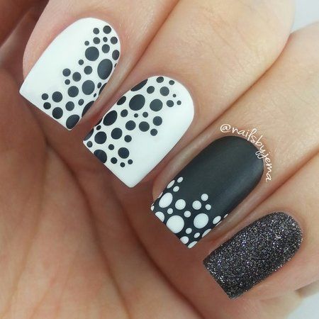 No confusion! Black and white polka dots is for every girl