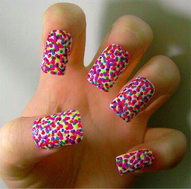 Super duper cute and easy polka dots design