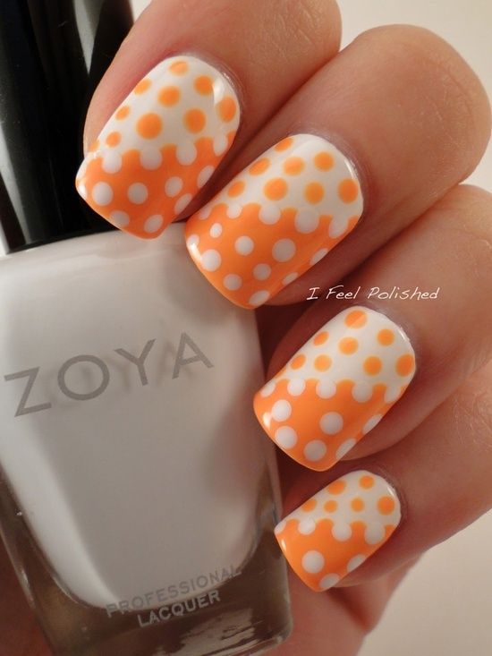 Two shades base with dots nail art