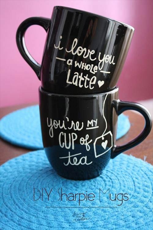 black-personalized-mug