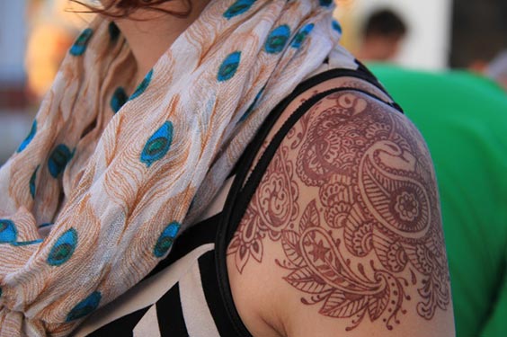 Shoulder Mehndi Heena 22