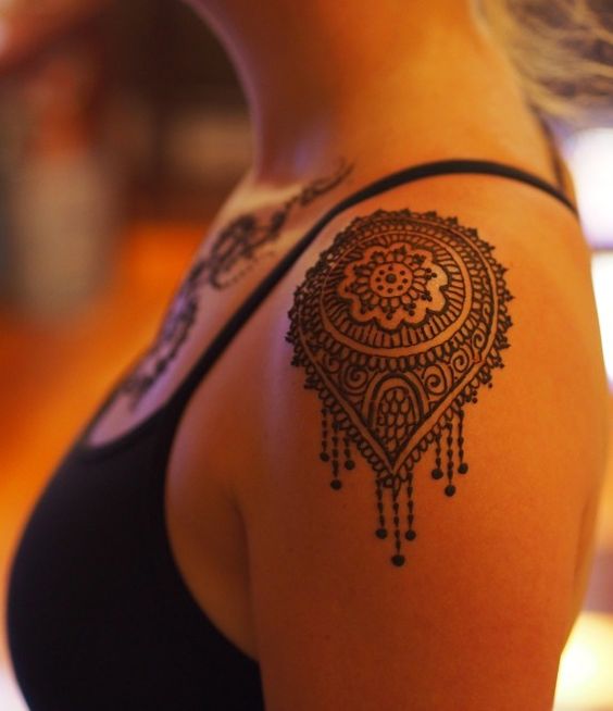  side Shoulder design Mehndi Heena 5