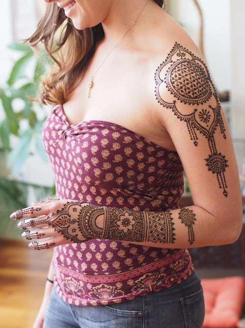  beautiful look Shoulder design Mehndi Heena 6