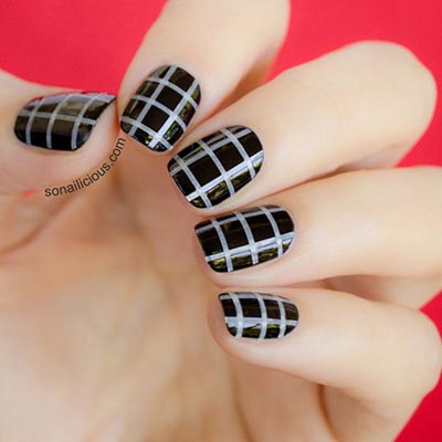 grid nail art