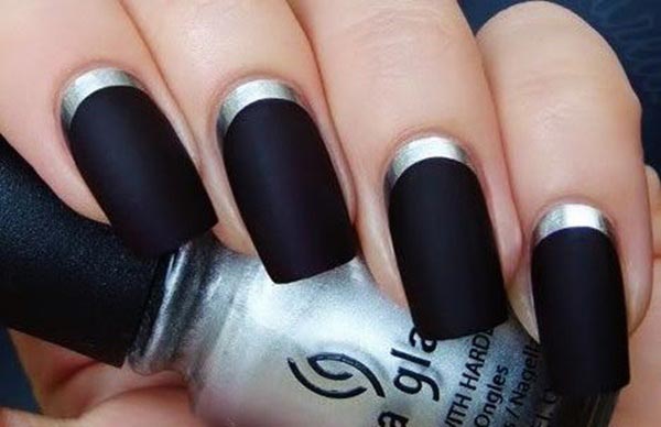 Simple and gorgeous nail art design with black nail polish and silver at bottom