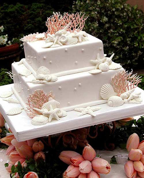 A classy beach wedding cake