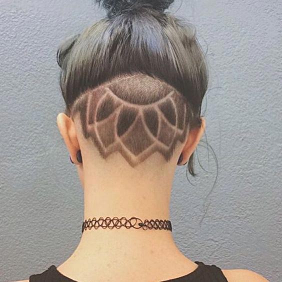 Upside down Lotus Undercut