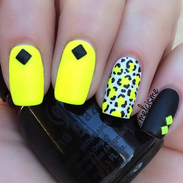 Yellow Leopard print on nails