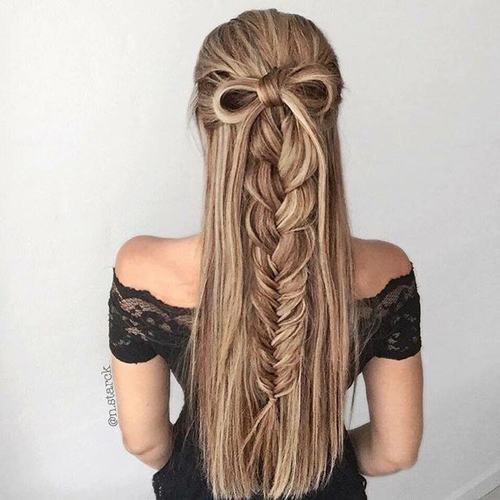 Cute bow with braid hairstyle