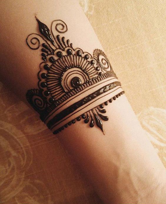 simple and beautiful design Henna wrist cuff 3