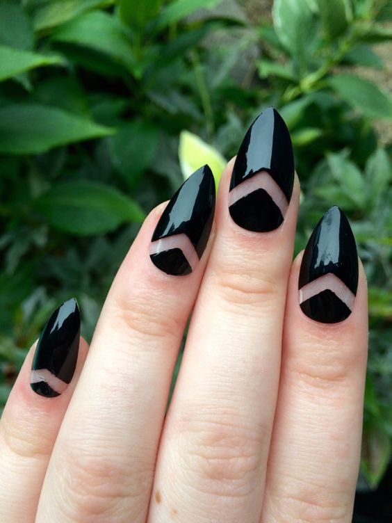 Negative space on stilleto nails