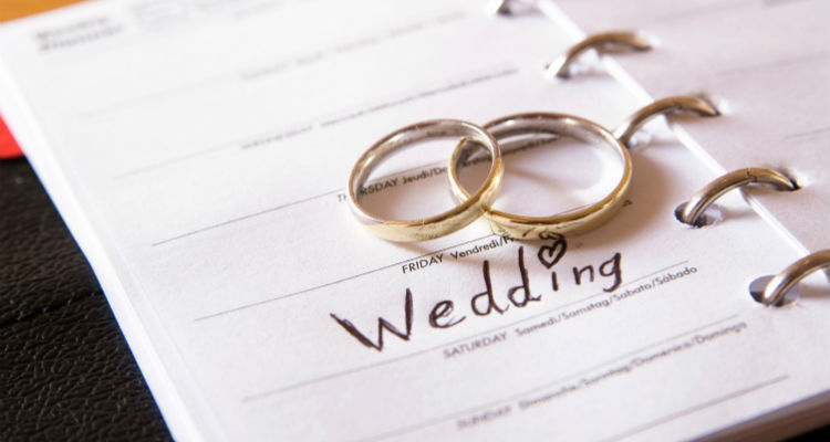 Organize wedding ceremony on budget