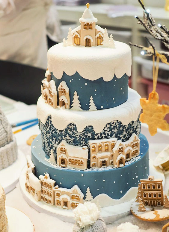 Dreamy Winter Christmas Cake