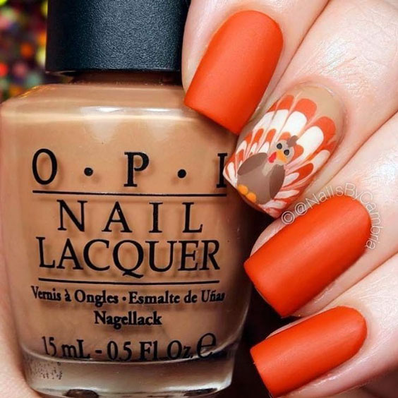 15 Awe-Inspiring Thanksgiving Nail Art Designs To Try This Year