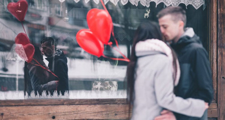 10 Low-Key Valentine's Gifts For Your Boyfriend