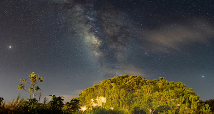 6 Amazing Places in the World to Go Stargazing
