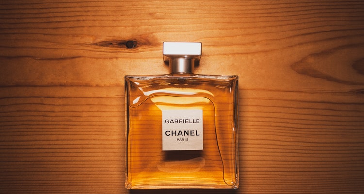How to Choose a Fragrance for Each Occasion Properly