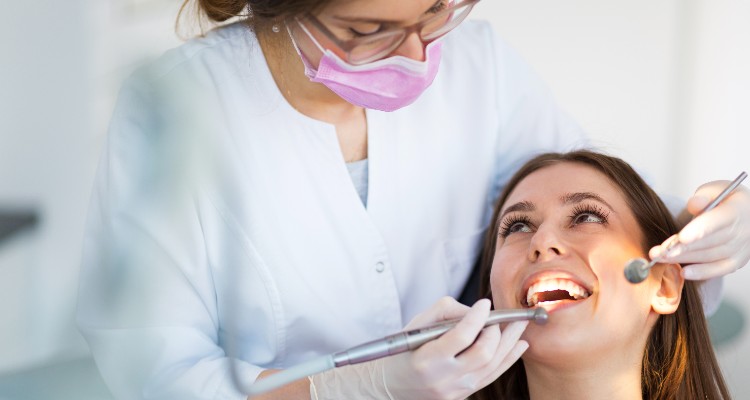 16 Things You should always Discuss with Your Dentist