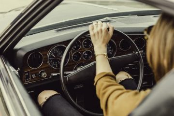 6 Crucial Tips That Will Help Women Become Safer Drivers