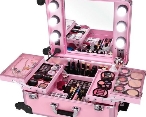 Pick up a Nice Set of Makeup