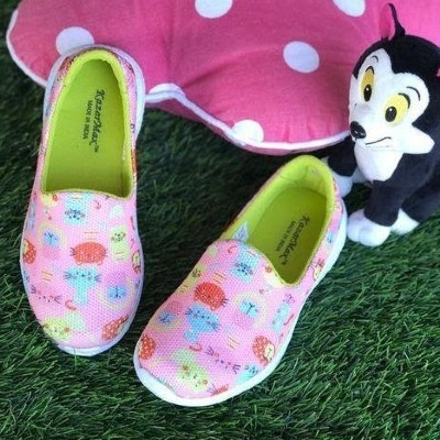 Pussy cat slip-on shoes 