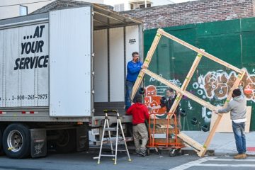 Guide for Hiring Professional Movers in Calgary