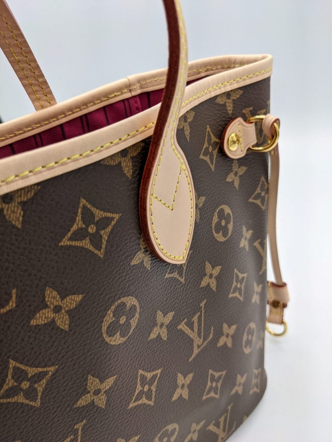 Louis Vuitton Neverfull PM Bag Review 2022