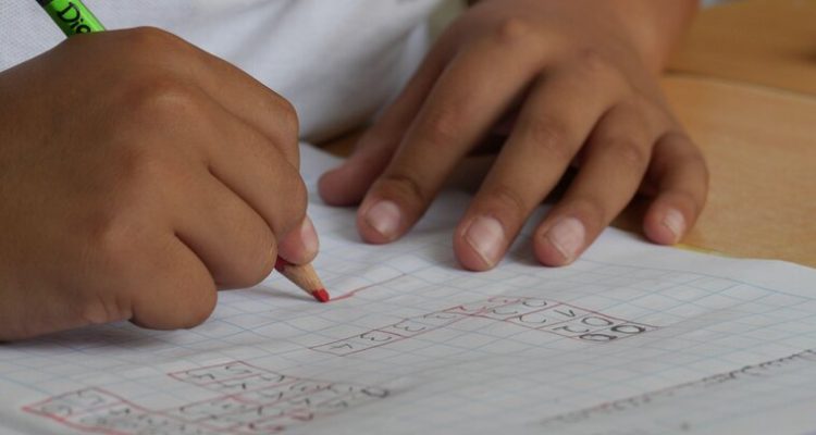 Ways to help your kids lose the fear of Math