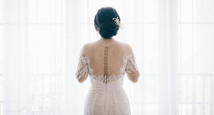 Captivating bridal hair trends: Image showcasing bridal hair trends and an inspiration for brides.