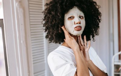 Soothe sensitive skin.