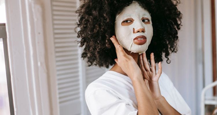 Soothe sensitive skin.